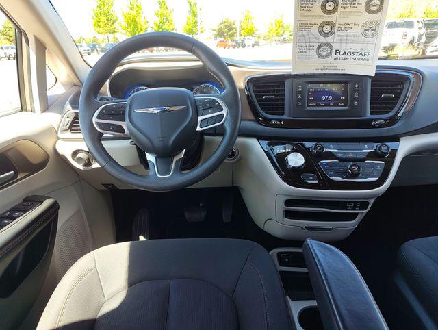 2017 Chrysler Pacifica LX