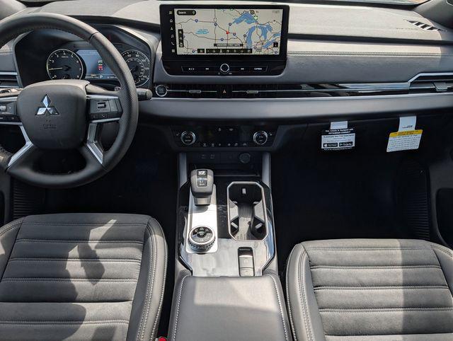 2026 Mitsubishi Outlander LE 1.5T S-AWC