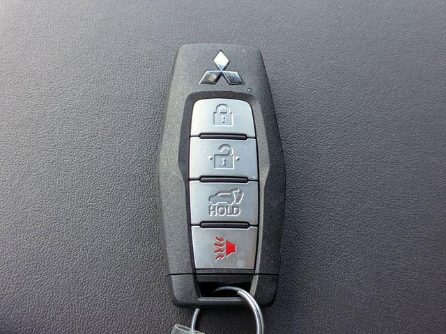 2026 Mitsubishi Outlander BLACK EDITION 2WD