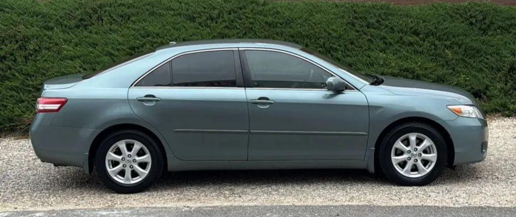 2010 Toyota Camry LE