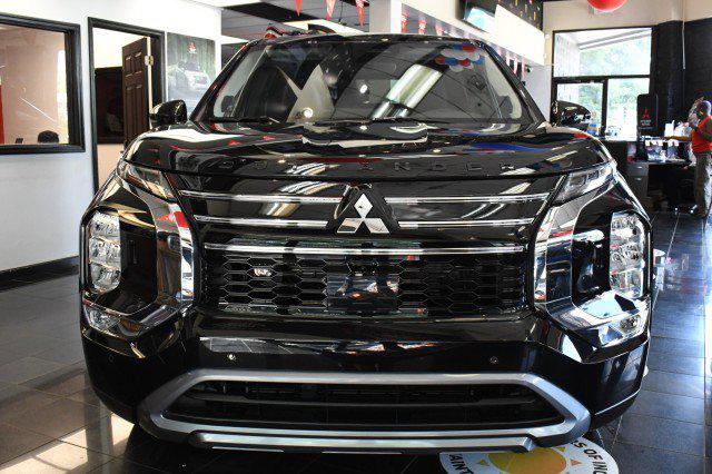 2026 Mitsubishi Outlander PHEV SE S-AWC