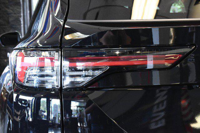 2026 Mitsubishi Outlander PHEV SE S-AWC