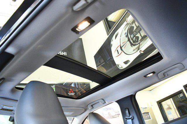 2026 Mitsubishi Outlander PHEV SE S-AWC