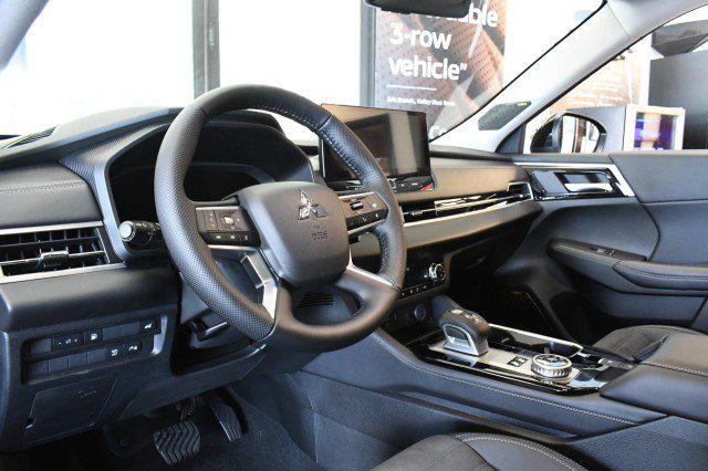2026 Mitsubishi Outlander PHEV SE S-AWC