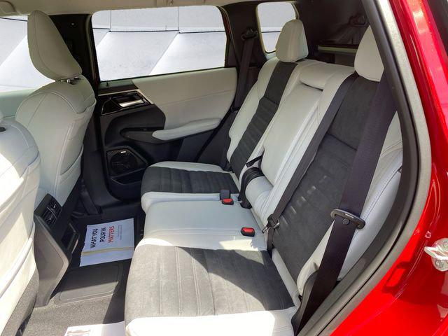 2026 Mitsubishi Outlander PHEV SE S-AWC