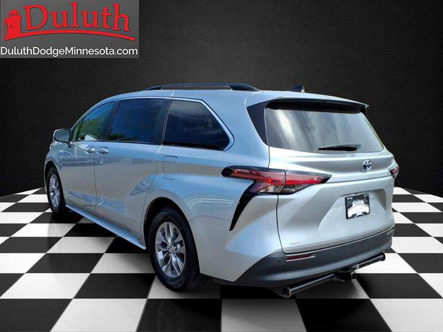 2021 Toyota Sienna XLE