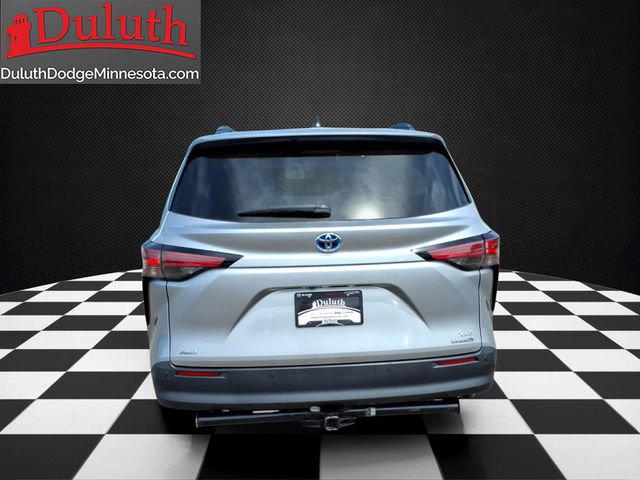 2021 Toyota Sienna XLE