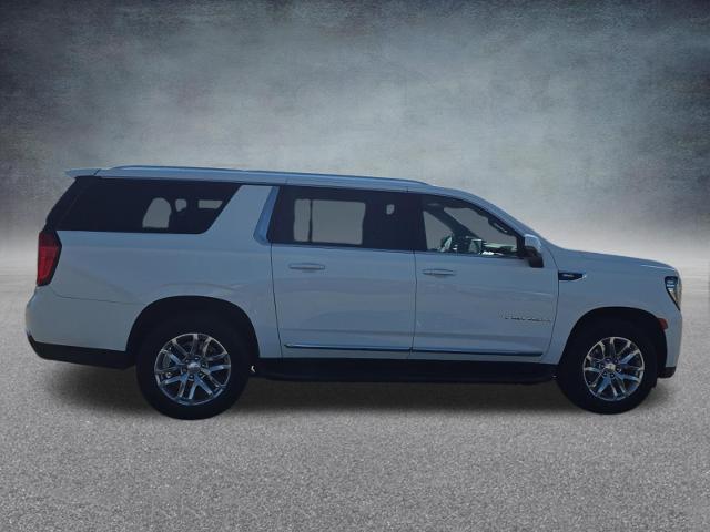 2022 GMC Yukon XL 4WD SLT