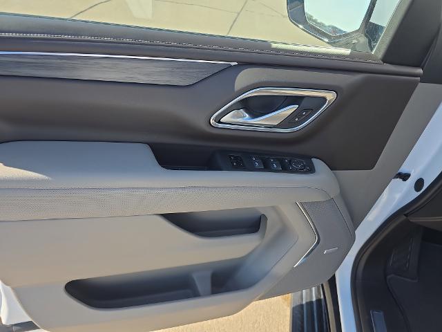 2022 GMC Yukon XL 4WD SLT