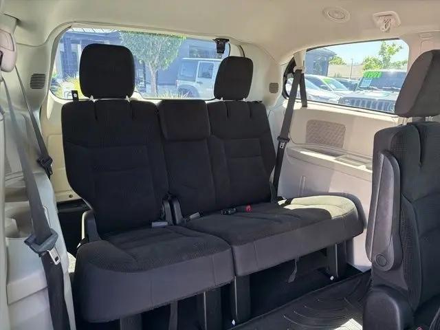 2017 Dodge Grand Caravan SE