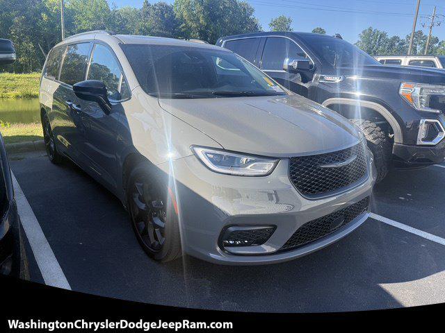 2025 Chrysler Pacifica Limited for sale in Washington, NC
