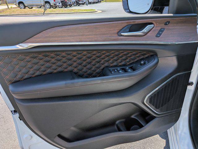 2025 Jeep Grand Cherokee Summit 4x4