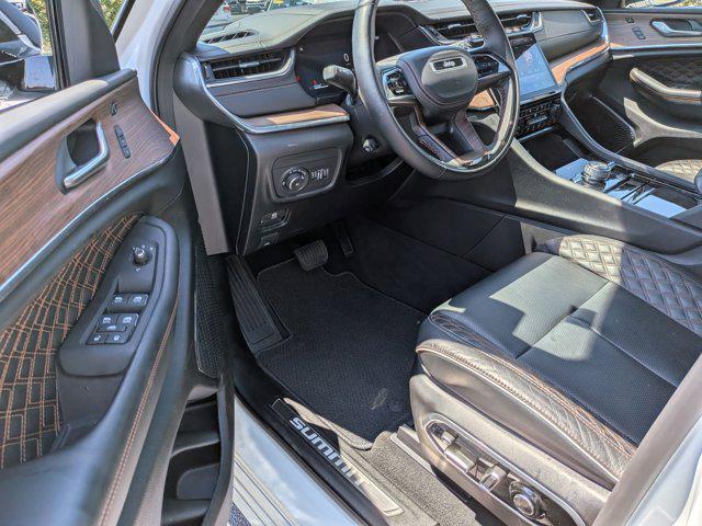 2025 Jeep Grand Cherokee Summit 4x4