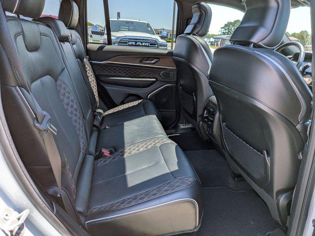 2025 Jeep Grand Cherokee Summit 4x4