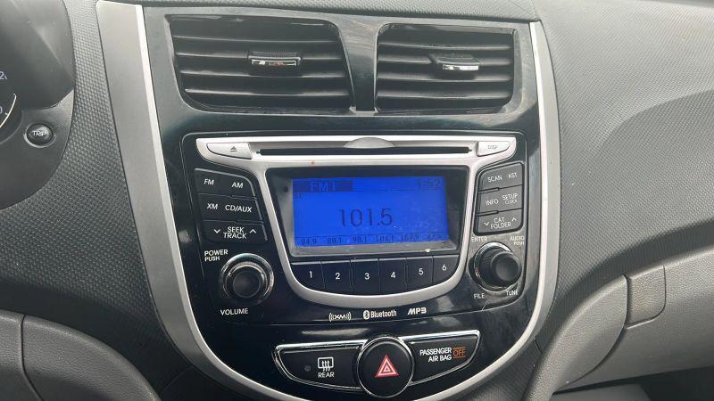 2012 Hyundai Accent GLS
