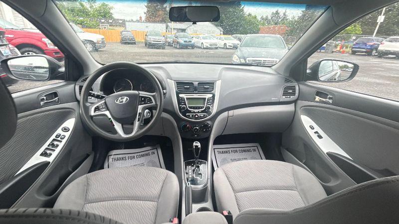 2012 Hyundai Accent GLS