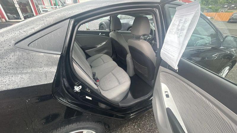 2012 Hyundai Accent GLS