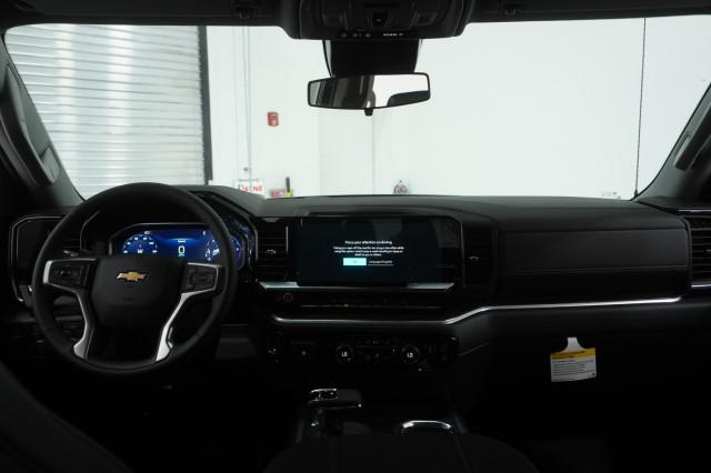 2026 Chevrolet Silverado 1500 4WD Crew Cab Standard Bed LT