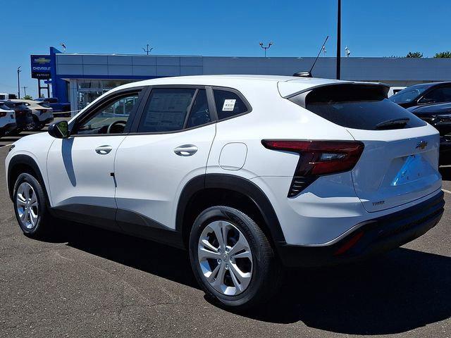 2026 Chevrolet Trax FWD LS