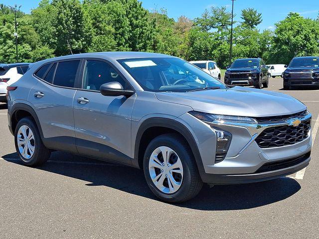 2026 Chevrolet Trax FWD LS
