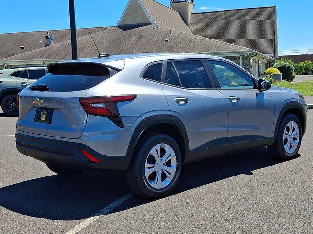 2026 Chevrolet Trax FWD LS
