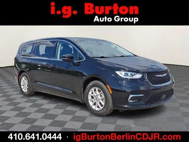 2024 Chrysler Pacifica Touring L for sale in Berlin, MD