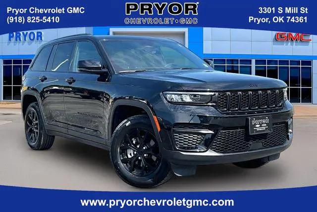 2025 Jeep Grand Cherokee Altitude 4x4 for sale in Pryor, OK