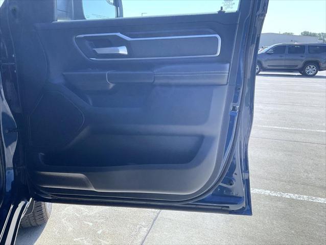 2021 Ram 1500 Big Horn Crew Cab 4x4 5'7" Box