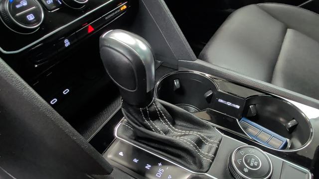 2023 Volkswagen Atlas Cross Sport 3.6L V6 SEL R-Line Black