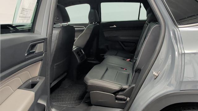 2023 Volkswagen Atlas Cross Sport 3.6L V6 SEL R-Line Black