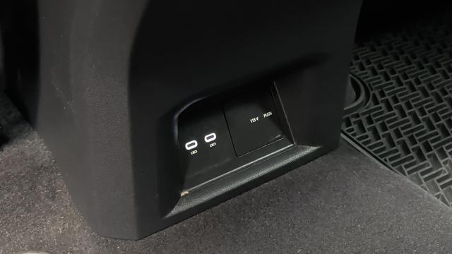 2023 Volkswagen Atlas Cross Sport 3.6L V6 SEL R-Line Black