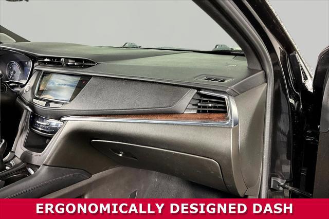 2022 Cadillac XT5 FWD Premium Luxury