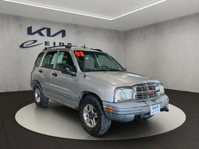 2002 Chevrolet Tracker Hard Top Base for sale in Mandan, ND