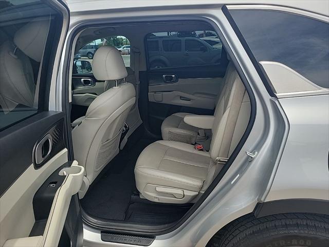 2022 Kia Sorento Hybrid S