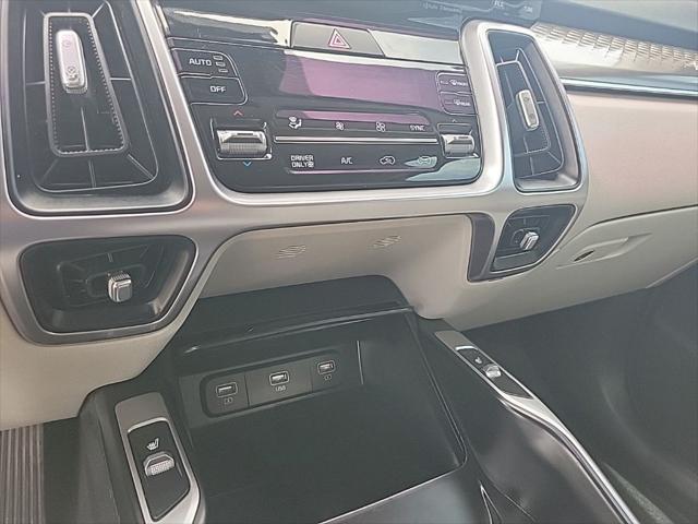 2022 Kia Sorento Hybrid S