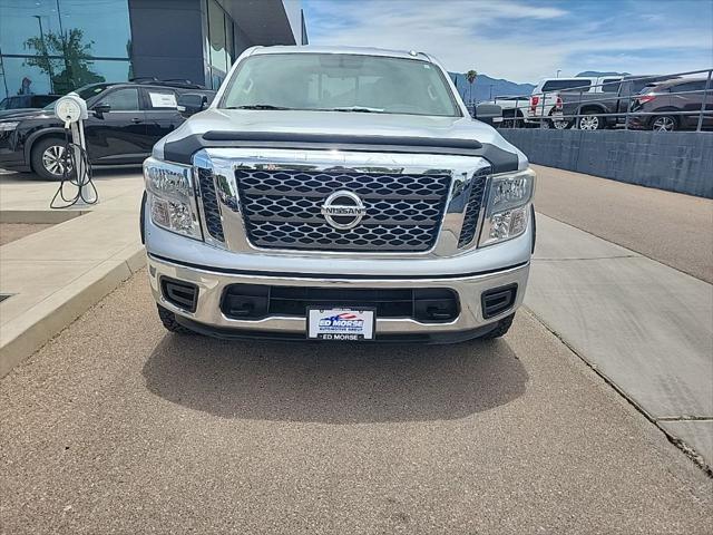 2017 Nissan Titan SV