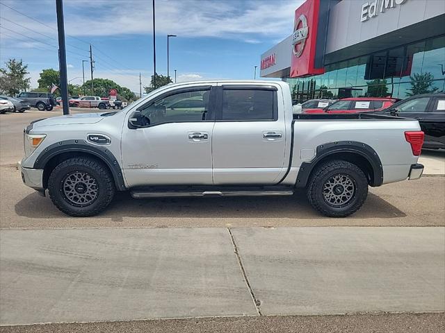 2017 Nissan Titan SV