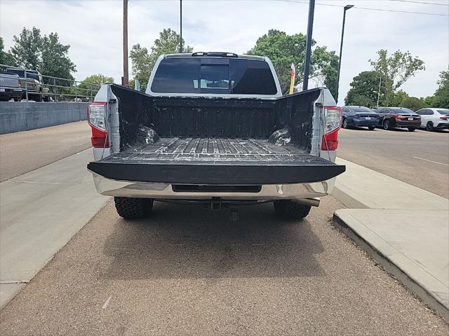 2017 Nissan Titan SV