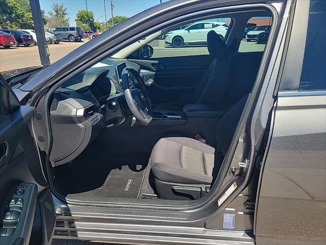 2025 Nissan Altima S FWD