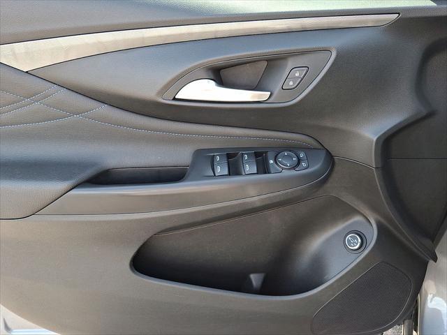 2024 Buick NV Sport Touring FWD