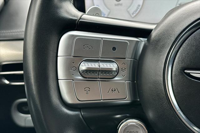 2023 Genesis GV60 Advanced AWD