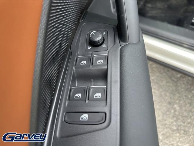 2026 Volkswagen Tiguan SEL R-Line Turbo