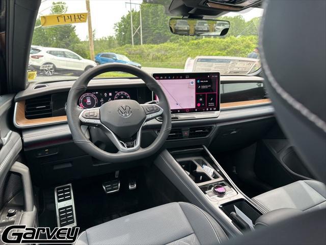2026 Volkswagen Tiguan SEL R-Line Turbo