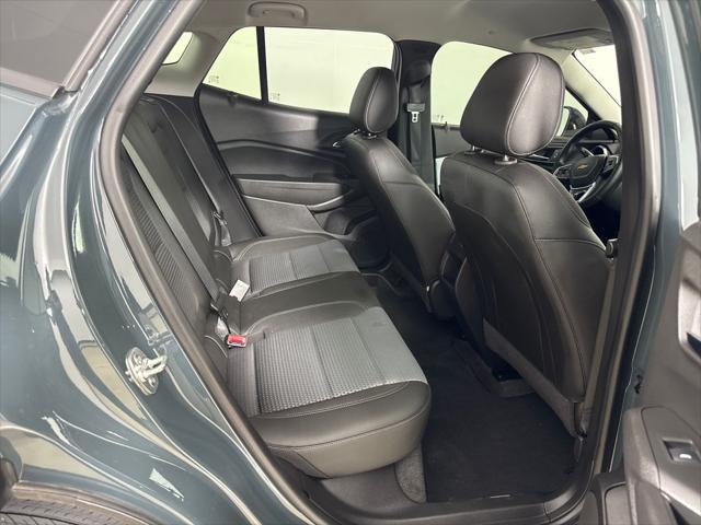 2025 Chevrolet Trax FWD LT