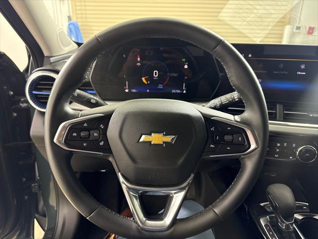 2025 Chevrolet Trax FWD LT