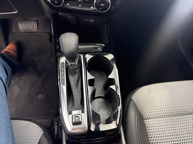 2025 Chevrolet Trax FWD LT