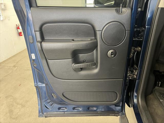 2004 Dodge Ram 2500 SLT/Laramie