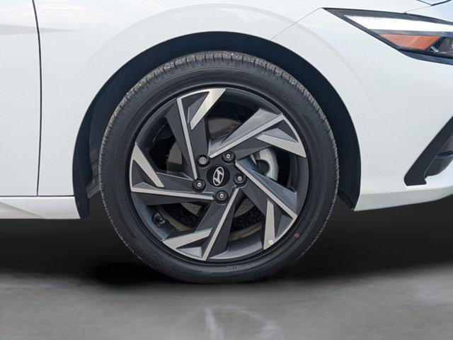 2024 Hyundai Elantra Hybrid Limited