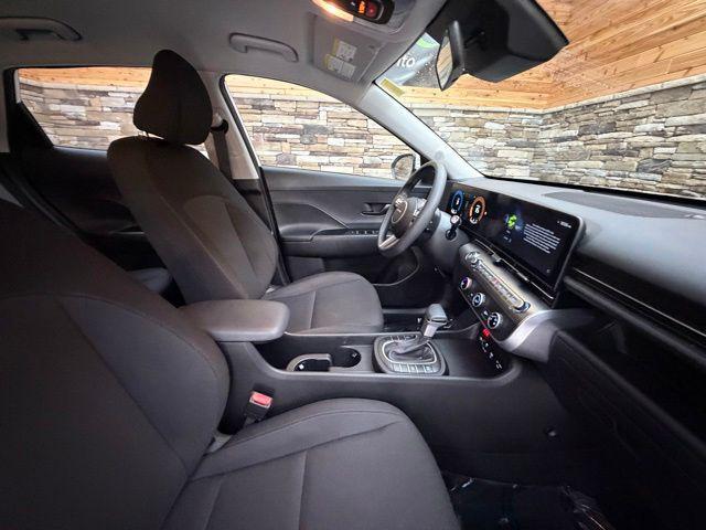 2024 Hyundai Kona SE