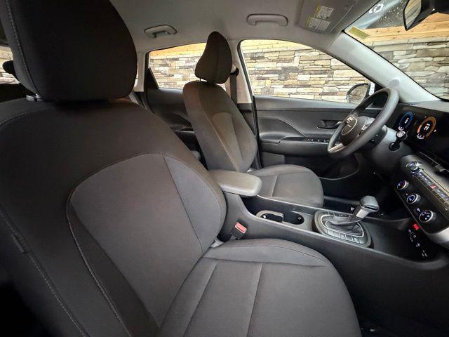 2024 Hyundai Kona SE